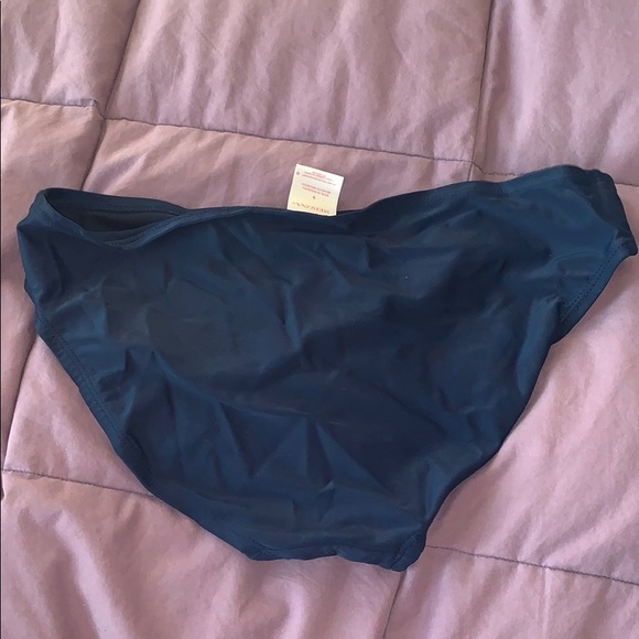 bikini bottoms - Picture 2 of 2